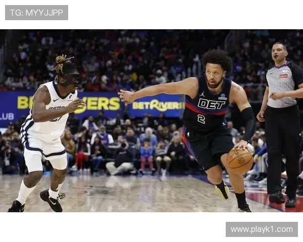 坎宁安挡拆制造对方内线错位，助攻占比较上季提升