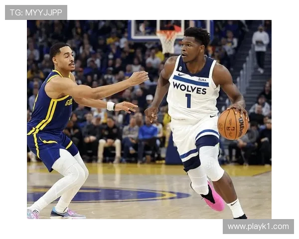 乔丹·普尔突破拉开空间助勇士关键时刻得分爆发